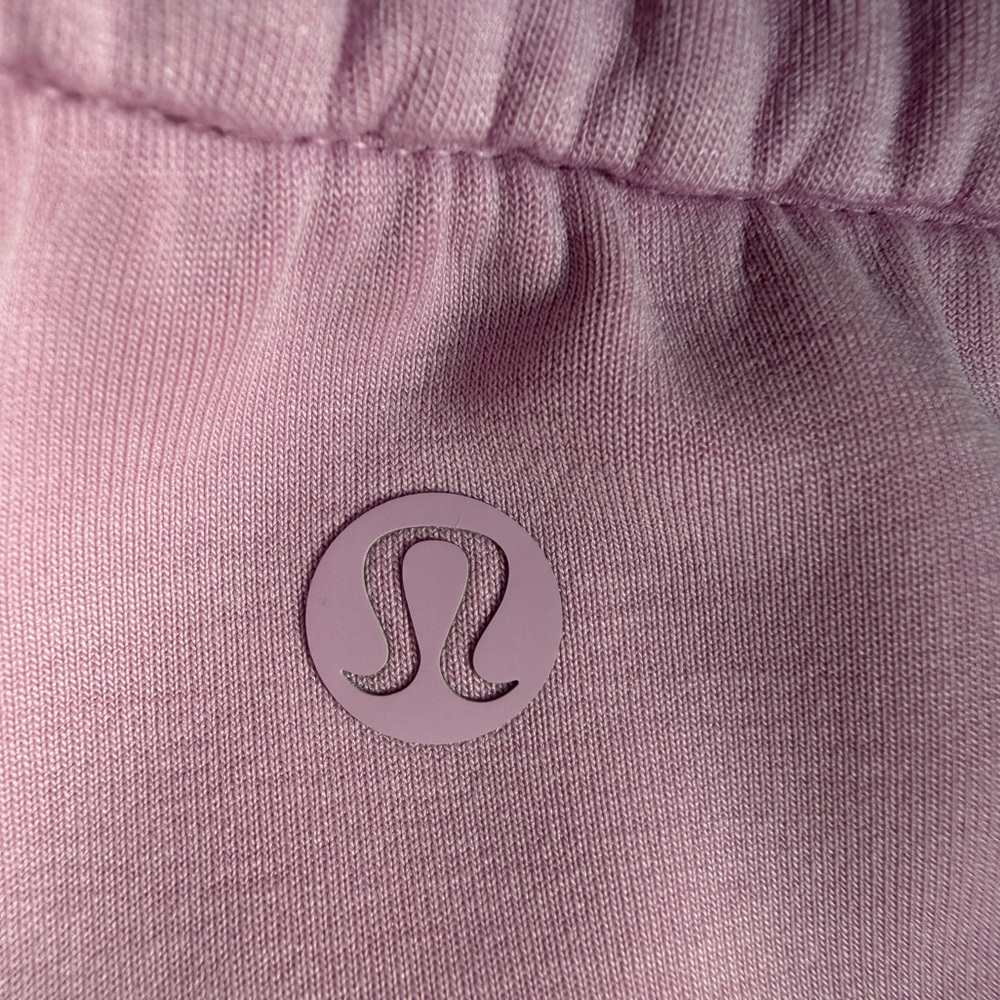 lululemon Softstreme High-Rise Short 4" Vitapink size 8 - Picture 9 of 10